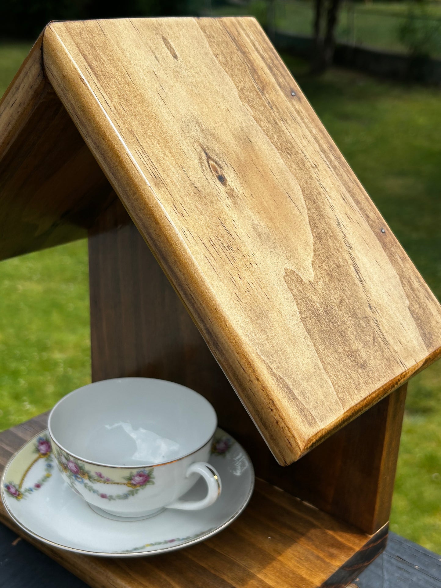 Tea Cup Cottage Bird Feeder