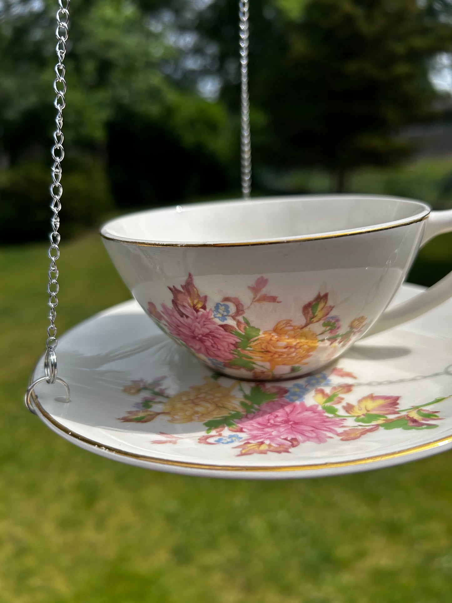Vintage Teacup Bird Feeder - purple & daisy design